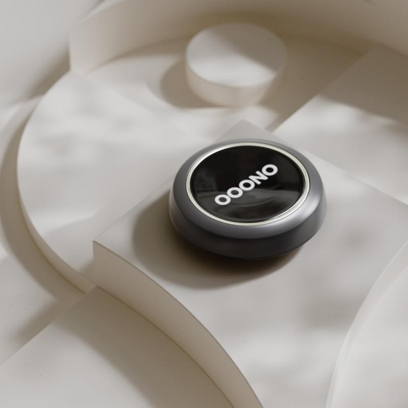 OOONO CO-DRIVER NO1: Warns of speed controls and dangers in road traffic in real time - automatically active after connecting to smartphone via Bluetooth